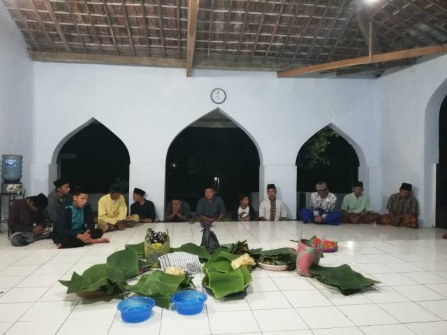 kegiatan-selamatan-malam-takbir-di-mburikan